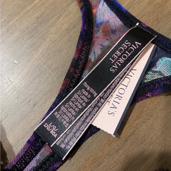 NWT Victoria’s Secret Shine Strap Thong Panty Floral Large - Picture 6 of 7